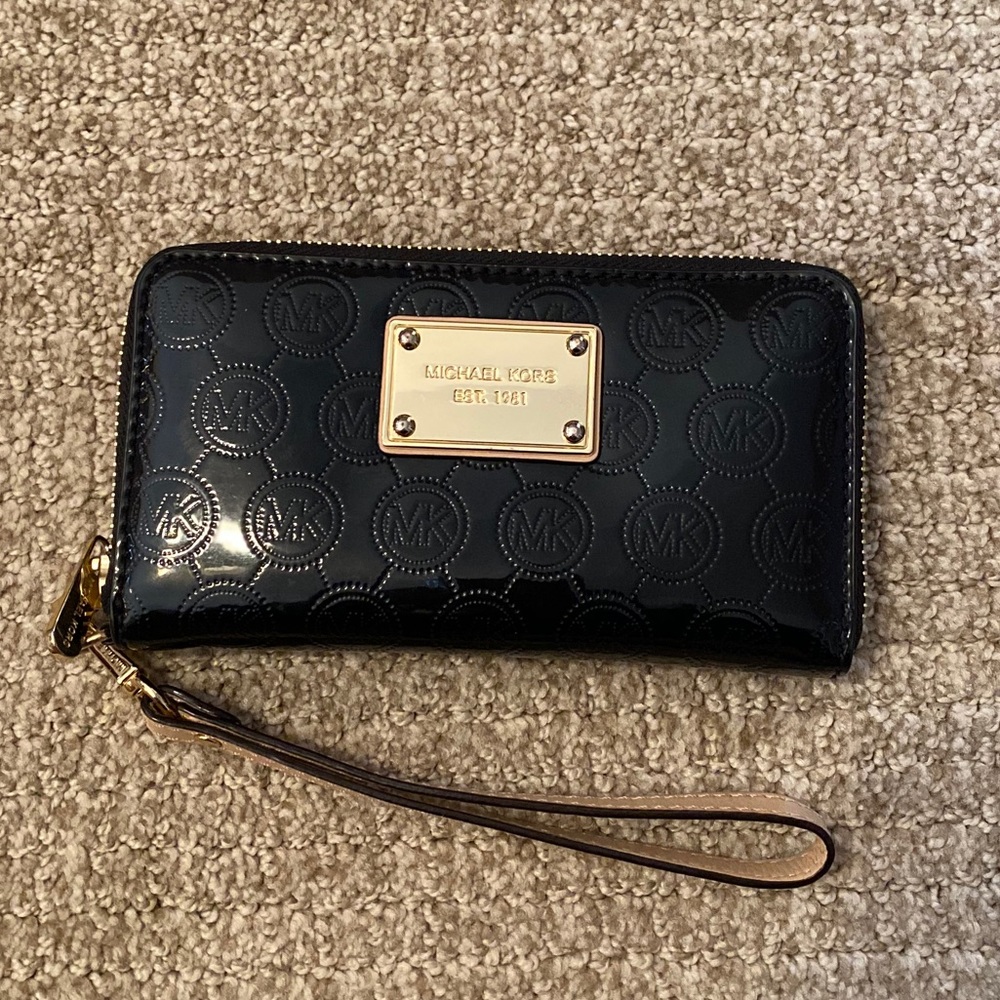 Michael Kors Black Wristlet Wallet